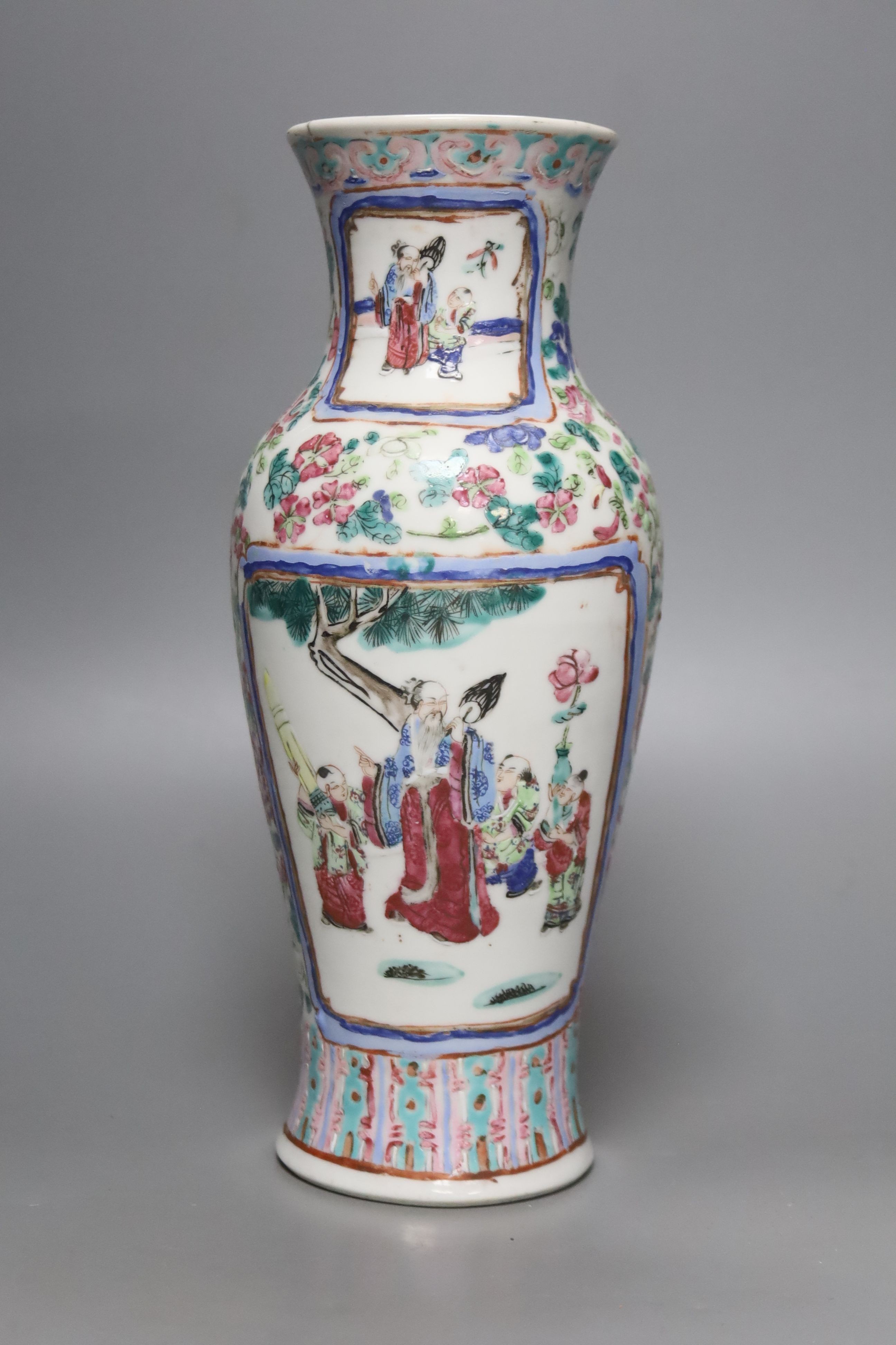 A late 19th century century Chinese famille rose vase, height 28cm